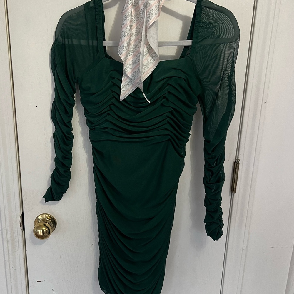 That’s So Fetch Long Sleeve Emerald Green Ruched Dress, 8 / Medium, EEEUC